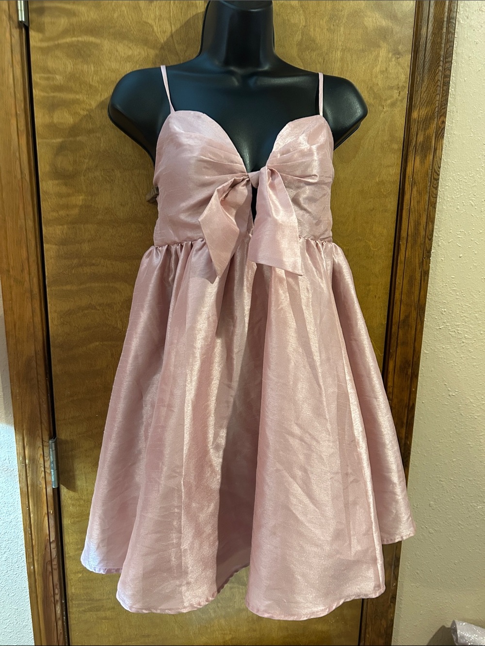 Shimmer Pink Bow-Front Party Dress - Homecoming